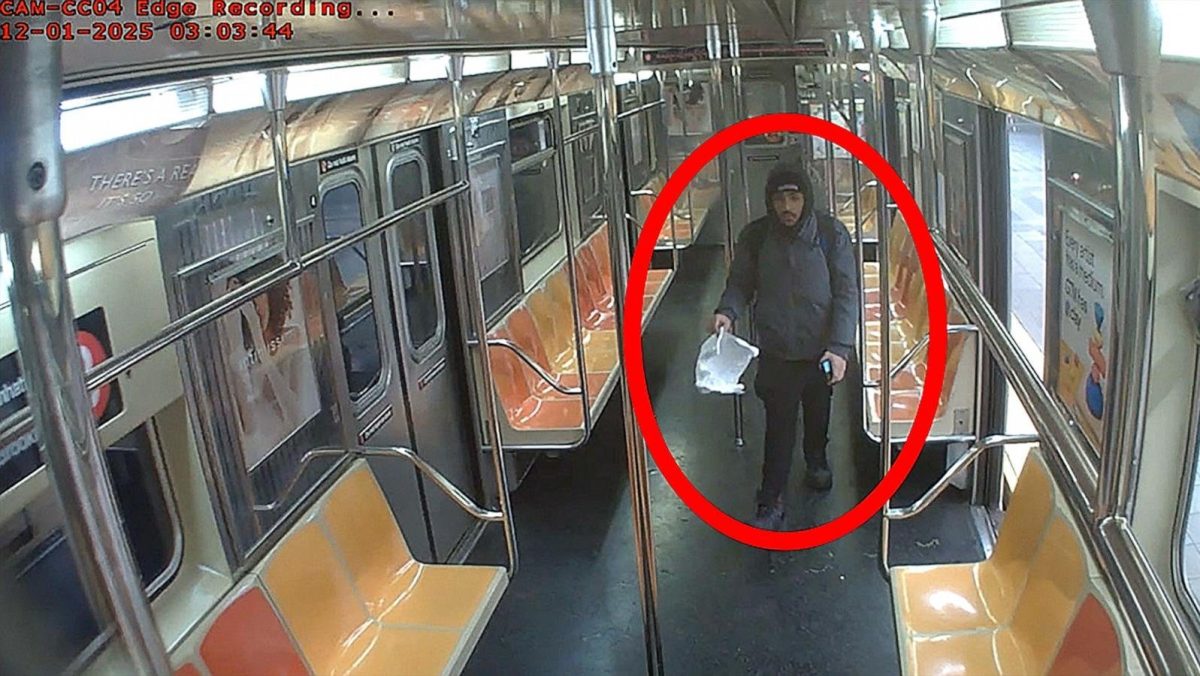 Jueza tras acusación de hispano que incendió a pasajero del metro de NYC: “es una atrocidad de crimen”