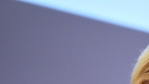 Ursula von der Leyen, presidente de la Comisión Europea fue elegida la mujer más influyente del mundo de Forbes en 2025.