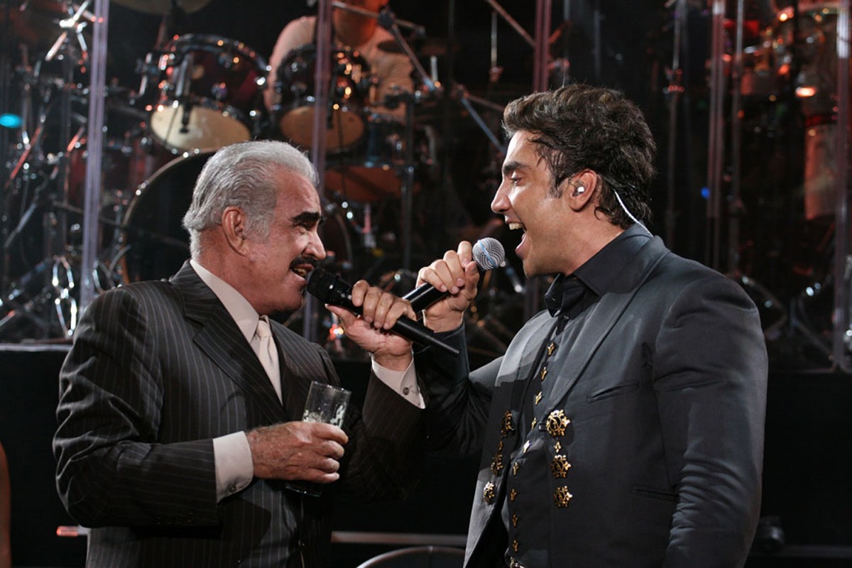 Alejandro Fernández planea preservar el legado de Vicente Fernández con sus seguidores