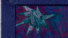 Diploma del Premio Nobel 2025, diseñado por Sverre Bjertnæs.