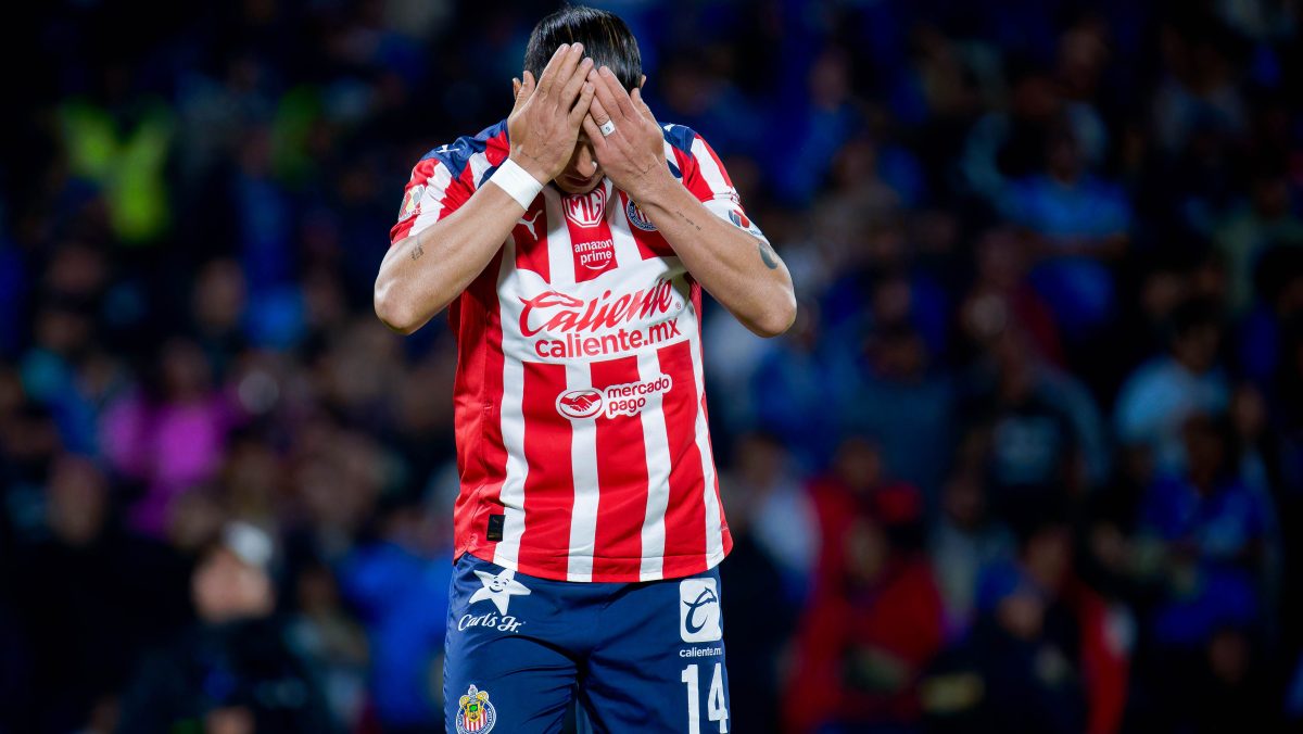 Cruz Azul a semifinales y ‘Chicharito’ Hernández víctima de memes tras fallar penal