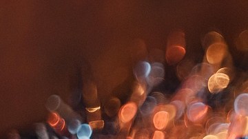 Hay diferentes aparatos que incluyen aplicaciones populares como YouTube y WhatsApp.