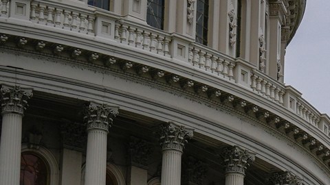 Almirante Alvin Holsey explica al Congreso los ataques cerca de Venezuela en medio de fuerte escrutinio