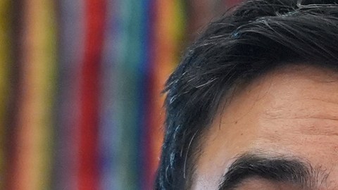 Adams advierte que Nueva York vivirá “días oscuros” tras el triunfo de Zohran Mamdani