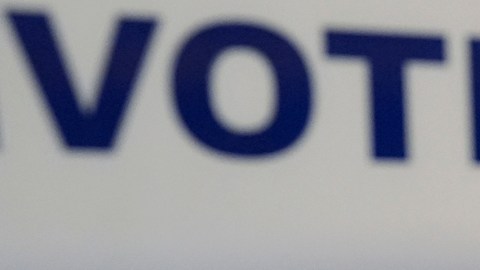 Demócratas ganan un escaño clave en Georgia en un distrito tradicionalmente republicano