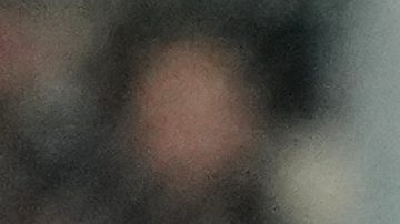 El argentino Lionel Messi, en el centro, saluda a los aficionados durante su gira por la India en Mumbai, India, el domingo 14 de diciembre de 2025.