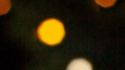 An,Italian,New,Year,Eve,Table.,Traditional,Cotechino,Con,Lenticchie