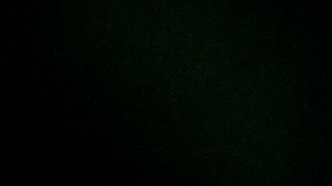 Novak Djokovic habla durante una ceremonia de homenaje.