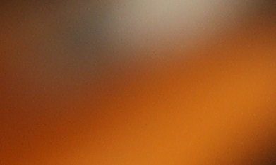 Pelar la naranja en vez de cortarla te asegura el albedo, la fuente principal de flavonoides antiinflamatorios.