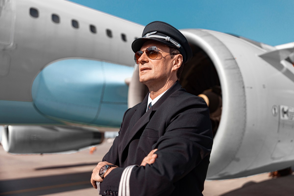 Piloto de American Airlines revela cuánto es su salario