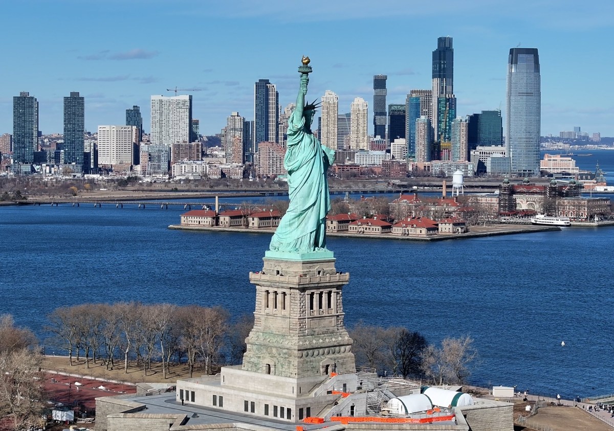 Cuántos proyectos aprobó y rechazó Kathy Hochul en Nueva York hasta finales de este año