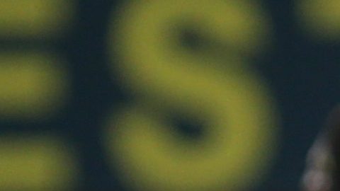 Marcus Rashford, del Barcelona, ​​celebra la victoria de su equipo al final del partido de fútbol de la Liga española entre el Villarreal y el Barcelona en Villarreal, España, el domingo 21 de diciembre de 2025.