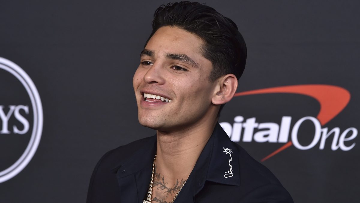 Ryan García envió mensaje a Anthony Joshua tras accidente: “Que Dios te dé paz en esta situación”