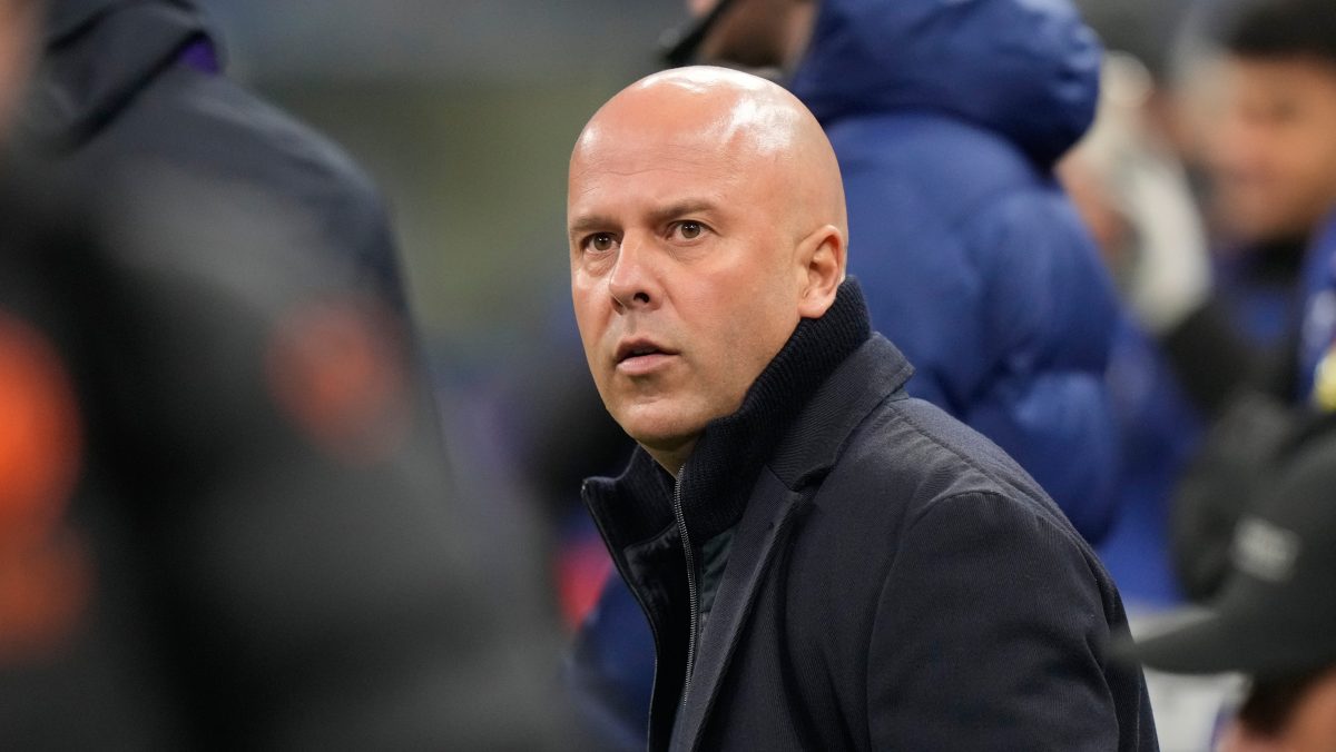 Arne Slot lanza dardo a Salah: “¿Sabrá el jugador que cometió un error también?”