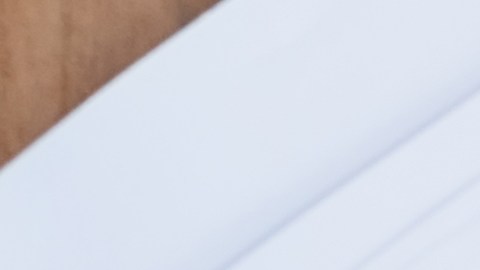 Aunque la IA sigue en crecimiento y amenaza algunos roles laborales, la interacción humana sigue siendo clave para la confianza del consumidor.