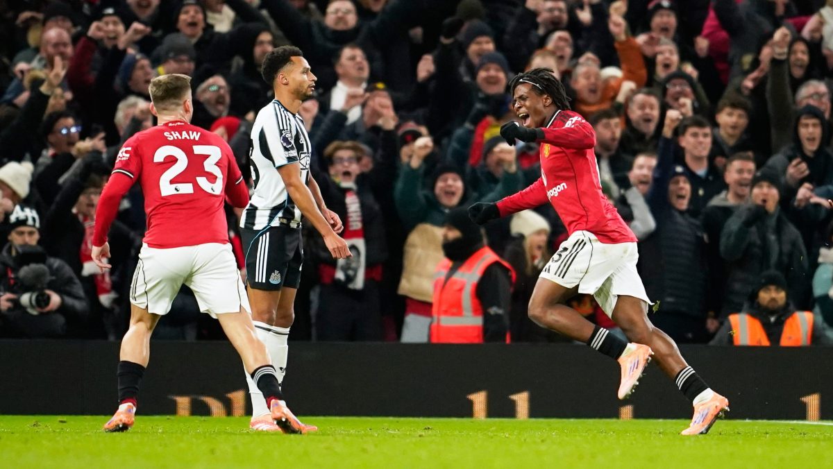 Patrick Dorgu le dio el triunfo al Manchester United ante Newcastle en el Boxing Day