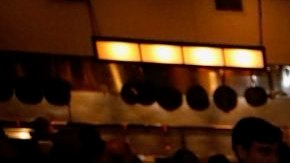 La asambleísta Jessica González-Rojas (vestida de azul) aparece en la imagen junto a funcionarios electos de la ciudad, cuando lanzó en julio de 2025 su candidatura.