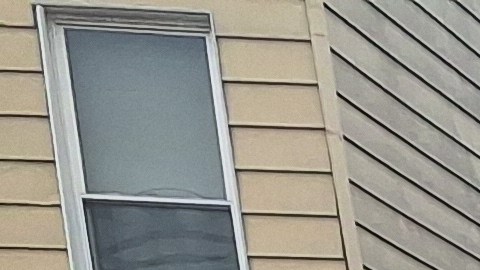 Jornaleros de la "69 y Roosevelt" comparten testimonios de miedo, auto deportación, falta de oportunidades y ruina.