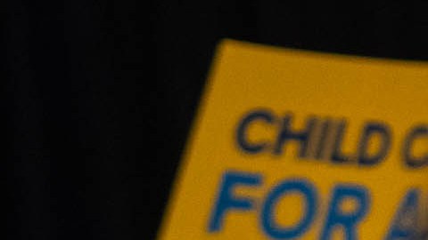 Mamdani y Hochul juntos por el cuidado infantil gratis para niños menores de 2 años