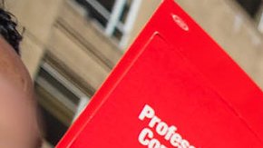 El mandatario municipal junto a varios líderes electos mostró su solidaridad con este gremio en conflicto.