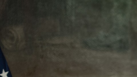 La nueva funcionaria del equipo de Mamdani (a la derecha) viene de trabajar con la Administración de Joe Biden.