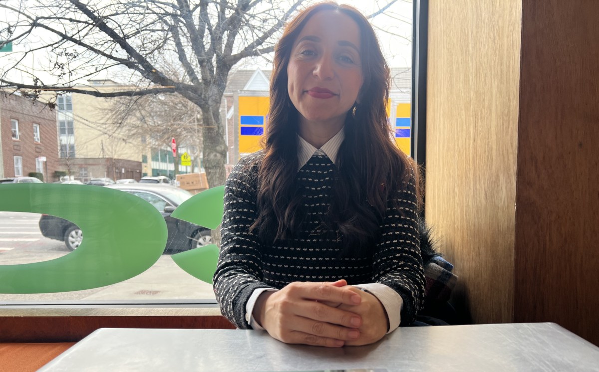 Ecuatoriana Diana Moreno ganó con 74% las elecciones para sustituir a Mamdani en la Asamblea de Nueva York