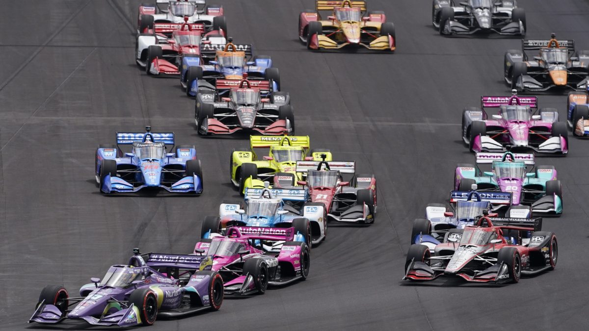 Trump firmó orden ejecutiva para organizar una carrera urbana de IndyCar en Washington