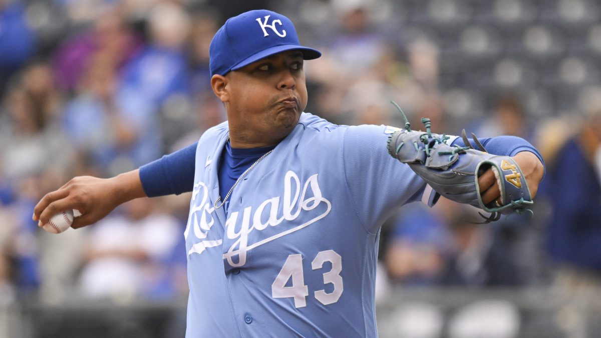 Carlos Hernández, lanzador de Cleveland Guardians, sufrió accidente automovilístico en Venezuela