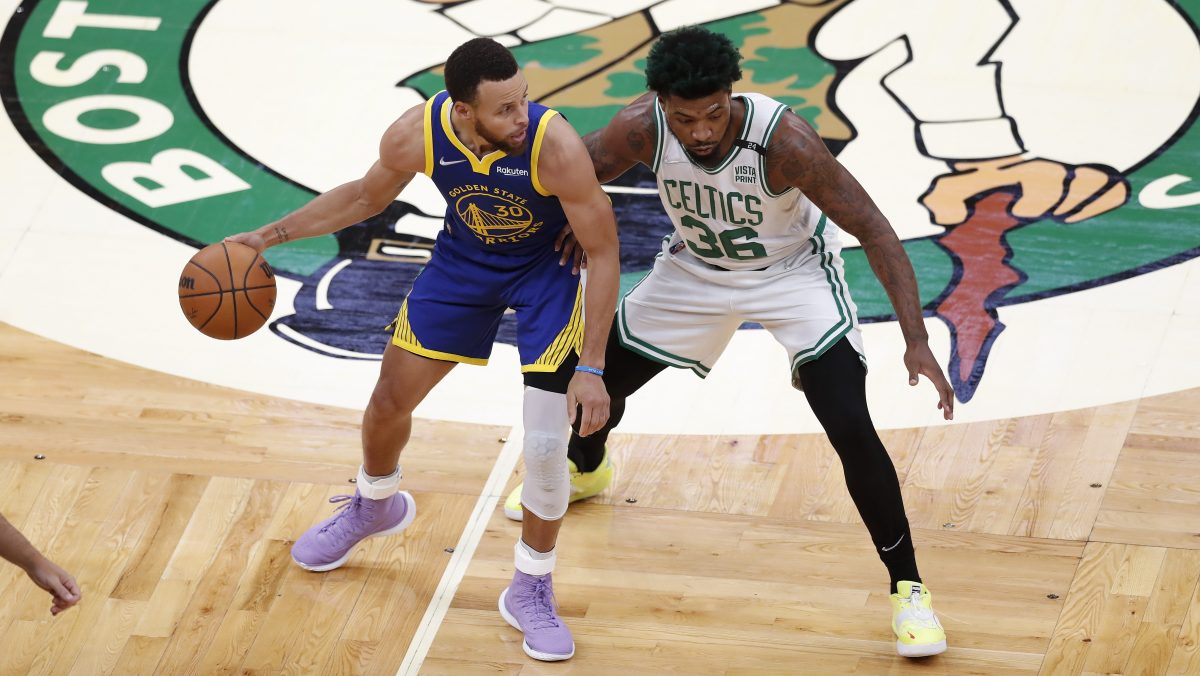 Venden una camiseta que usó Stephen Curry en las Finales NBA 2022 por $2.45 millones de dólares