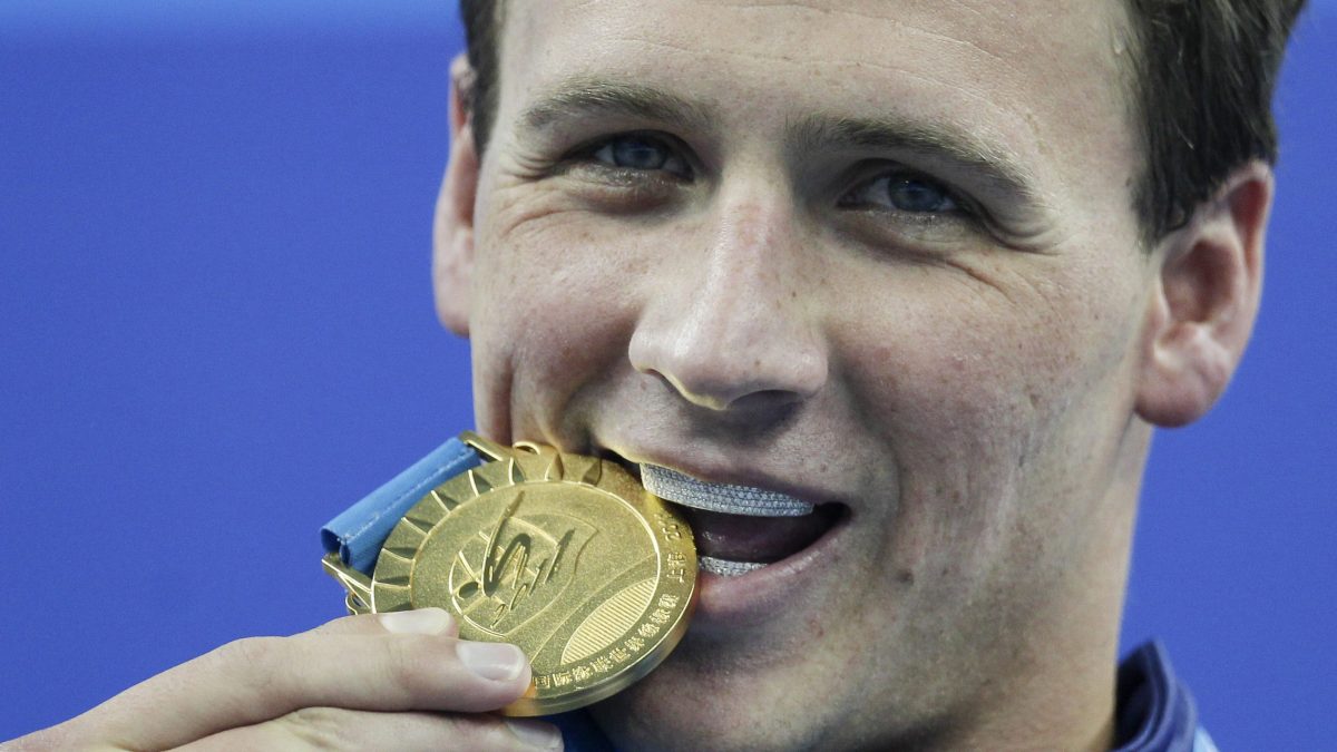 Ryan Lochte subastó varias medallas olímpicas para hacerle frente a deudas millonarias por sus adicciones