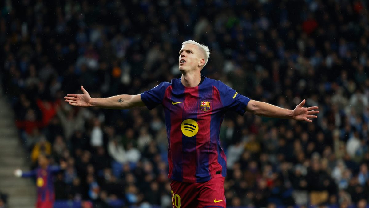 FC Barcelona sufre más de la cuenta para vencer al Espanyol y mantener el liderato en España