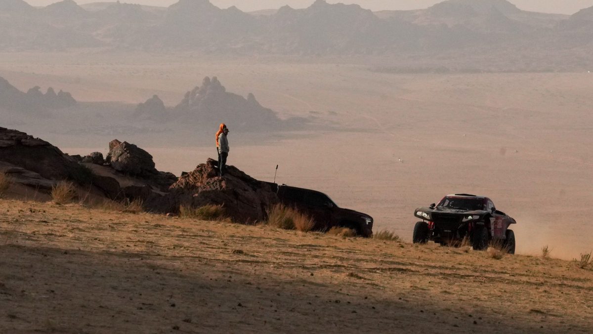 Piloto español Jesús Calleja sufre un espectacular accidente en la quinta etapa del Rally Dakar [Video]