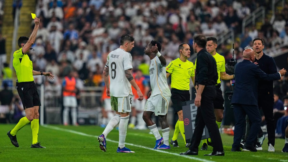 Picante cruce entre “Cholo” Simeone y Vinícius en la Supercopa de España: “Te va a echar Florentino” [Video]