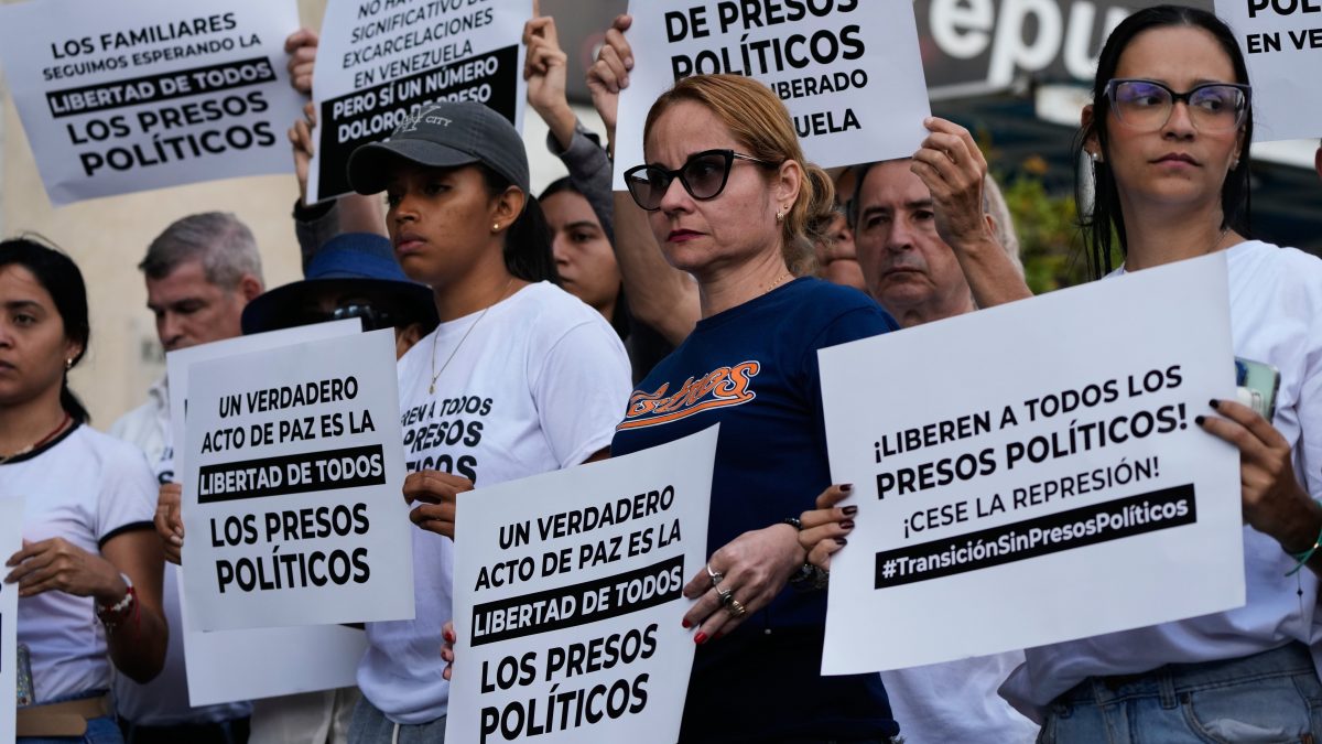 Más de medio centenar de presos políticos excarcelados en Venezuela