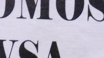 Familiares de los presos se mantienen en vigilia permanente fuera de las cárceles.