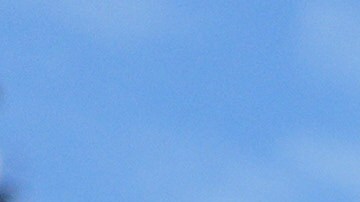 El presidente Donald Trump habla con la prensa antes de abordar el Marine One en el Jardín Sur de la Casa Blanca, el martes 27 de enero de 2026, en Washington.