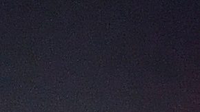 ARCHIVO - Bill Belichick, entrenador de Carolina del Norte, espera el inicio de un partido ante Syracuse, el 31 de octubre de 2025 (AP Foto/Adrian Kraus, archivo)