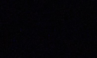 Personas sostienen fotografías durante una vigilia en memoria de Alex Pretti, quien fue asesinado a tiros por agentes federales de inmigración en Minneapolis, el miércoles 28 de enero de 2026.