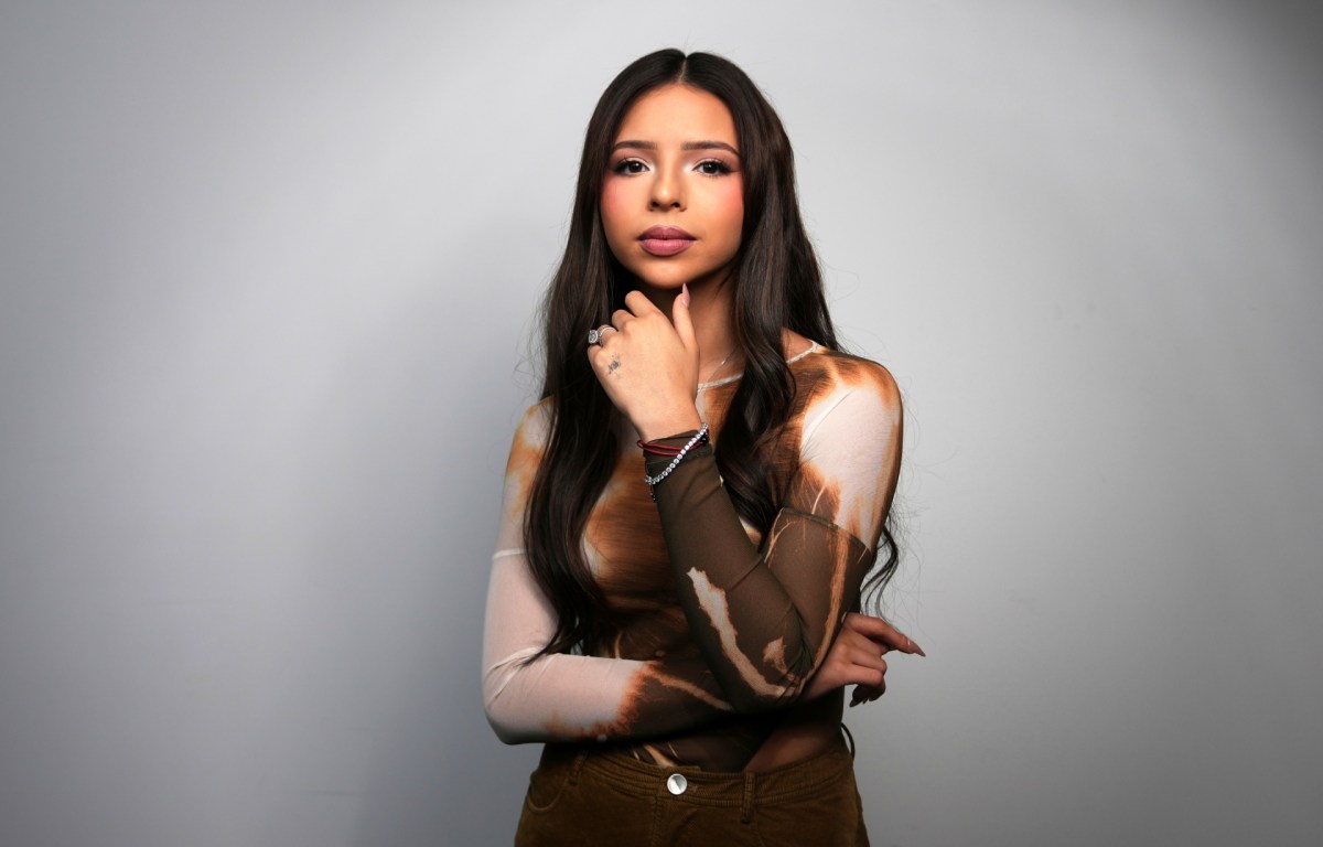 ‘Rendirme habría sido darle la razón al ruido’: Ángela Aguilar publica reflexión en el comienzo del 2025