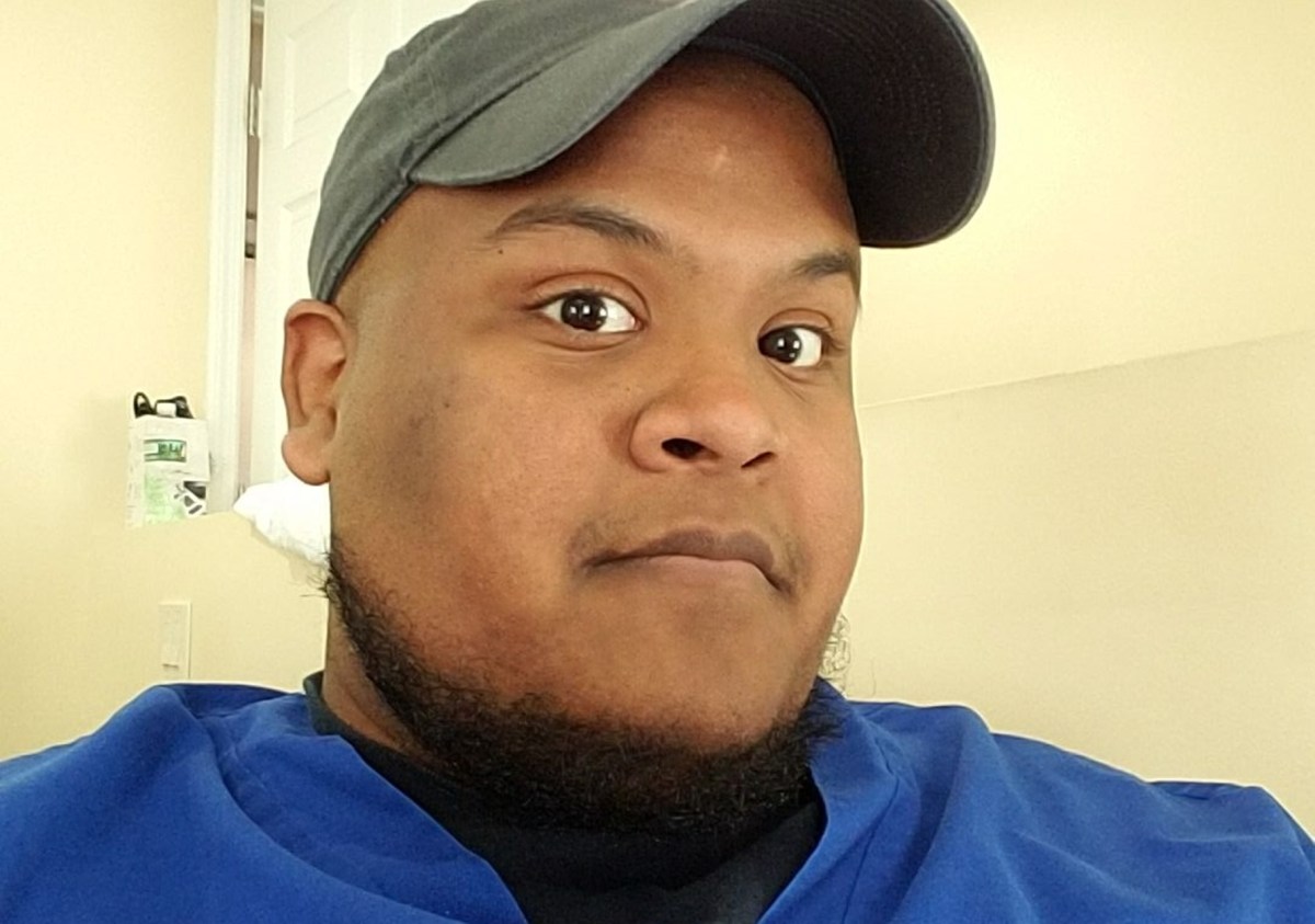 Enfermero latino sospechoso de golpear a niño con parálisis cerebral en Suffolk, Nueva York