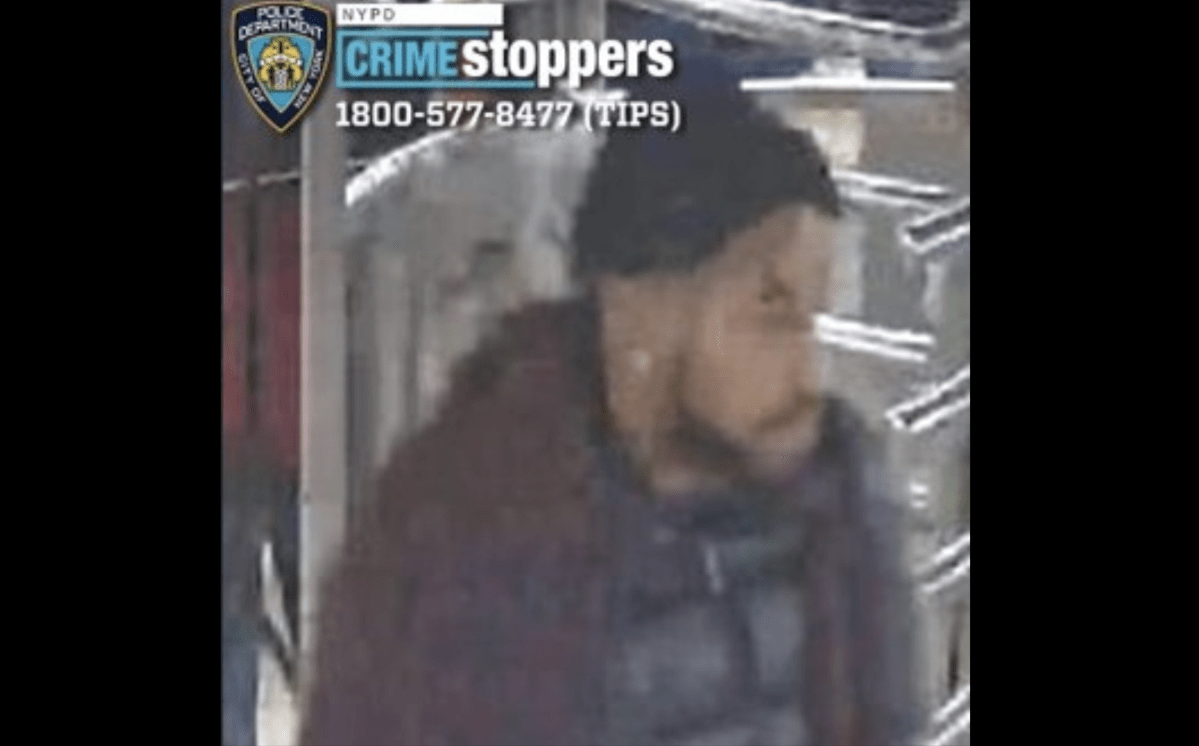 Extraño apuñala a adolescente en la cara tras un golpe accidental en tren de El Bronx