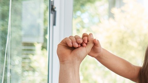 El CTC es relevante es relevante porque aumenta el ingreso disponible de los hogares que lo reciben.