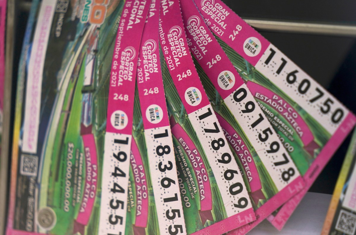 Ganó una casa en sorteo de lotería de México y termina huyendo por amenazas del narco