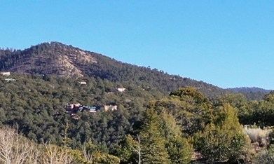 Gene Hackman y su esposa construyeron esta casa desde cero en 1997.