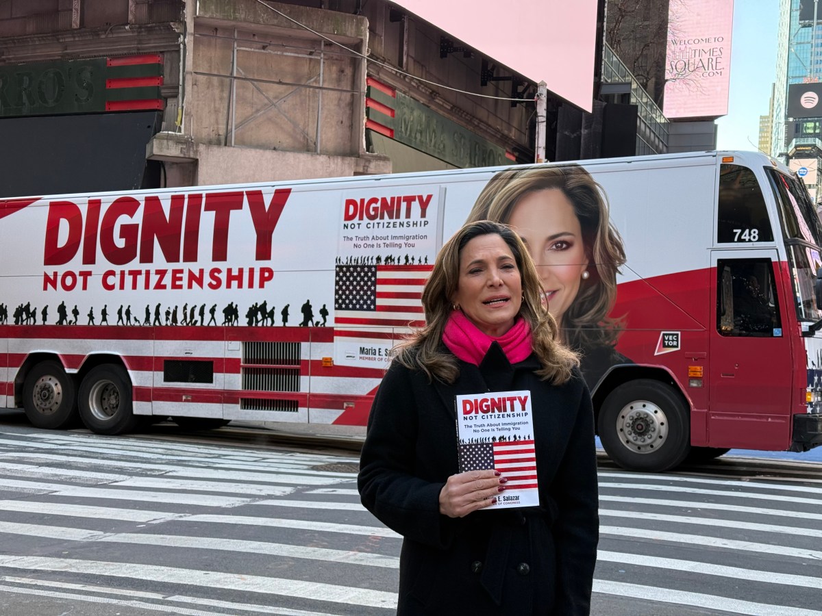 Trump debe dar “luz verde” a reforma migratoria para avanzar en el Congreso, reconoció María Elvira Salazar