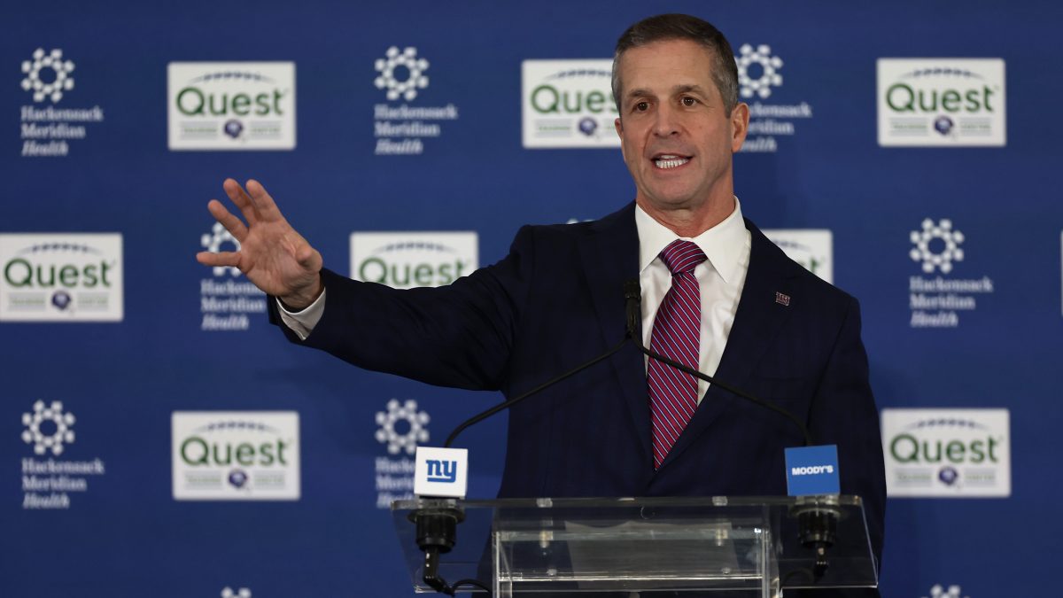 “Se siente genial”: John Harbaugh agradece respaldo de Trump en su presentación con New York Giants
