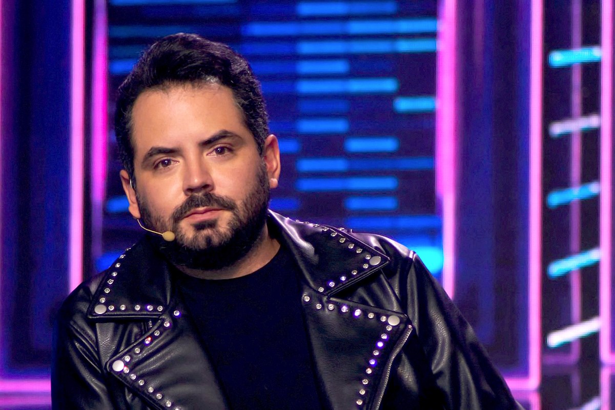 Victoria Ruffo analiza el rol paternal de José Eduardo Derbez tras crecer sin Eugenio Derbez