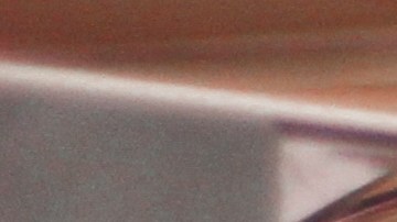 • El secado en rejillas ventiladas y el uso de vinagre blanco son las claves definitivas para una cristalería libre de olores minerales