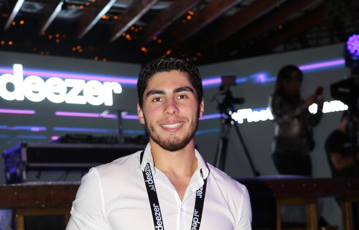 Hijo de Chayanne negocia con Telemundo para estar en otro reality show