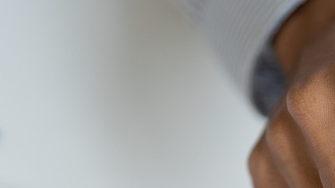 Los precios históricos de la plata aumentan los costos de los insumos, presionando márgenes y competitividad.